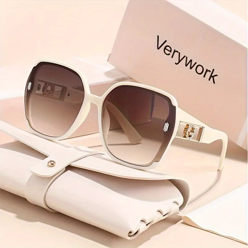 Regalo Extra #3 – Gafas de sol